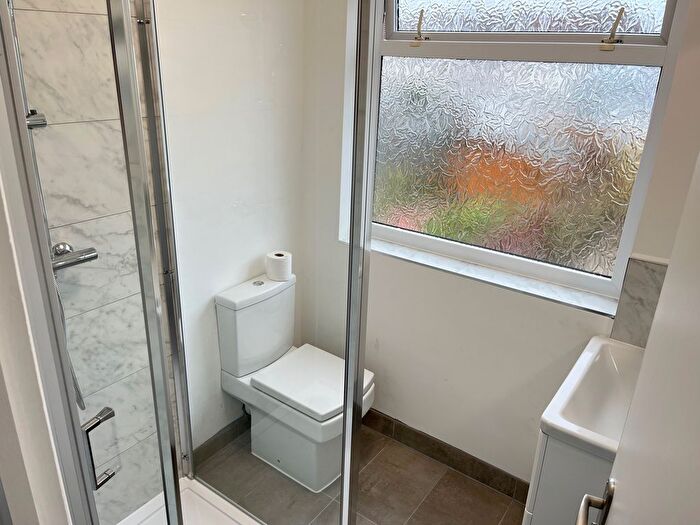 4 Bedroom Terraced House To Rent In Rylston Road, Palmers Green, N13