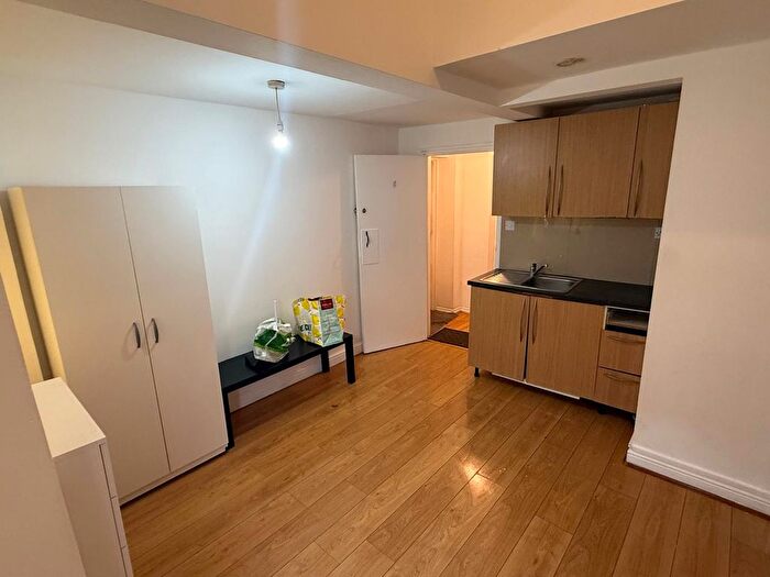 Studio To Rent In Barnabas Road, E9