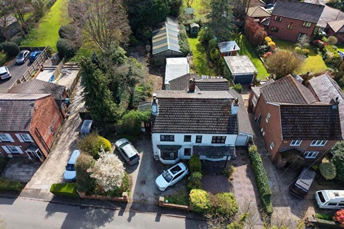 3 Bedroom Semi Detached House For Sale In Holly Lane, Rufford, Ormskirk, L40