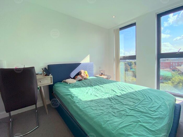 2 Bedroom Flat To Rent In Arden Gate, Communication Row, Birmingham, B15