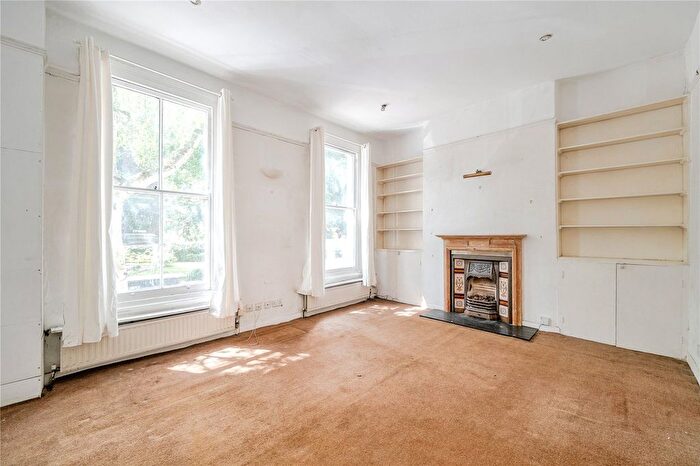 2 Bedroom Maisonette For Sale In Fleet Road, London, NW3