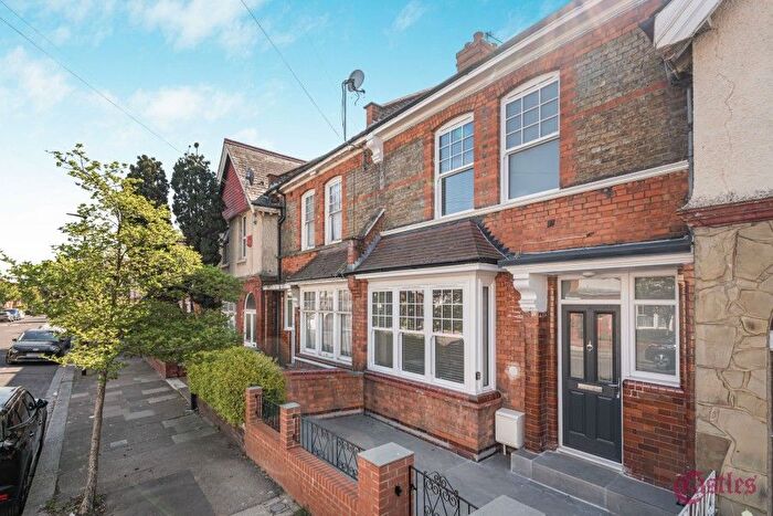4 Bedroom Property To Rent In Russell Avenue, Wood Green London, N22