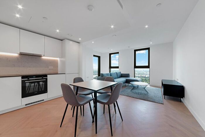 1 Bedroom Flat To Rent In Marsh Wall, London, E14