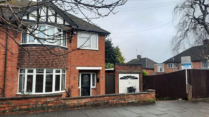 3 Bedroom Semi-Detached House To Rent In Summerlea Road, Leicester, LE5