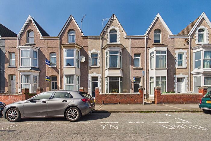 6 Bedroom Terraced House For Sale In Gwydr Crescent, Uplands, SA2