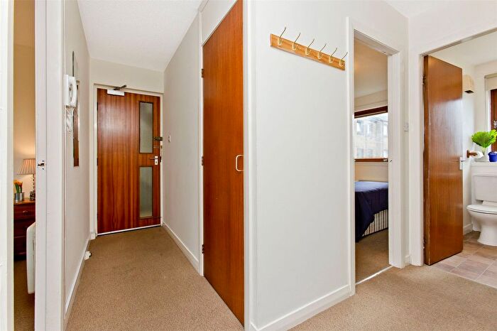 2 Bedroom Flat To Rent In Craighouse Gardens, Edinburgh, EH10