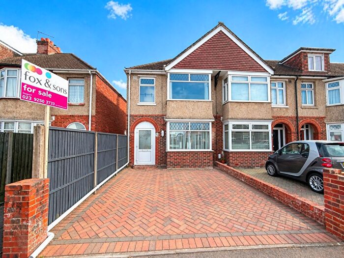 3 Bedroom End Of Terrace House For Sale In Eastbourne Avenue, Gosport, PO12