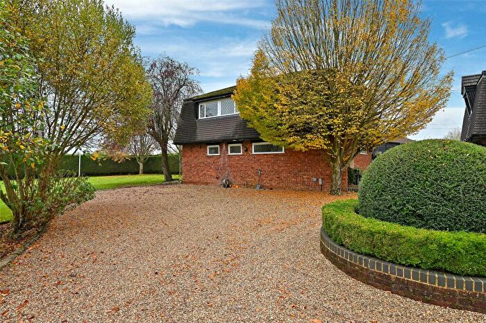2 Bedroom Apartment To Rent In Oakley Green Road, Oakley Green, Windsor, Berkshire, SL4
