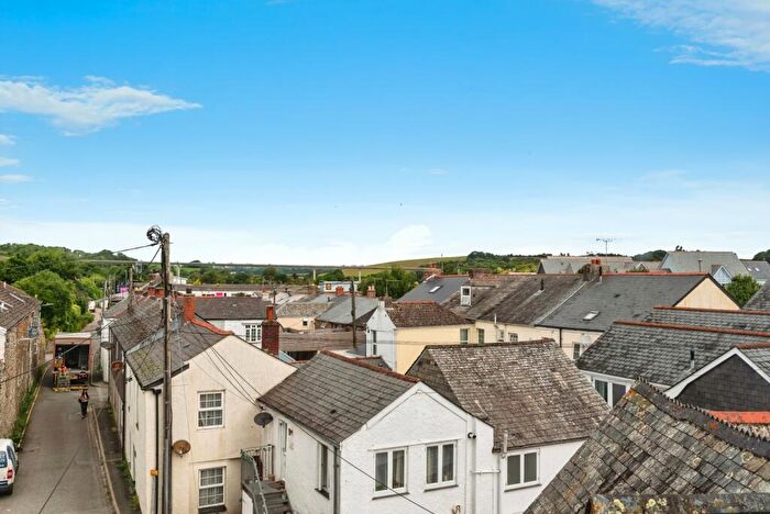 2 Bedroom Flat For Sale In Molesworth Street, Wadebridge, Cornwall, PL27