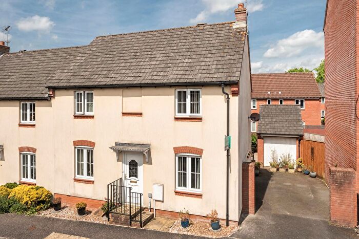 3 Bedroom Property For Sale In Hawks Drive, Tiverton, EX16