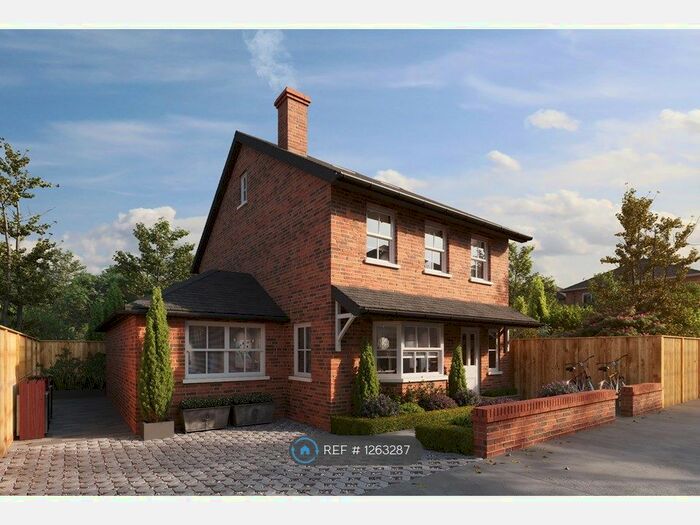 4 Bedroom Detached House To Rent In Longfield Road, Tring HP23