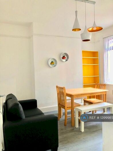 4 Bedroom Terraced House To Rent In Kempton Road, Liverpool, L15