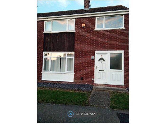 3 Bedroom Terraced House To Rent In Furness Crescent, Bletchley, Milton Keynes, MK3