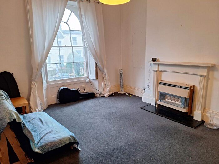 1 Bedroom Flat To Rent In Aberdeen Road, Redland, BS6