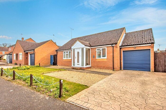 2 Bedroom Detached Bungalow For Sale In Rowan Drive, Gayton, PE32