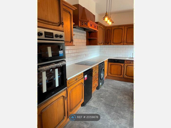 2 Bedroom Flat To Rent In Loudon, Mauchline, KA5