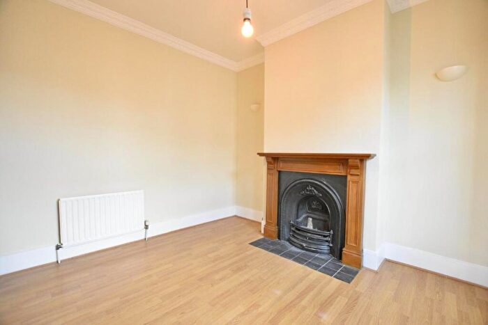 4 Bedroom Terraced House To Rent In Napier Road, Leytonstone, E11