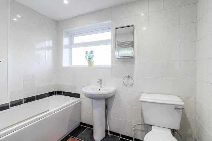 4 Bedroom Semi-Detached House For Sale In Whaddon Way, Bletchley, MK3