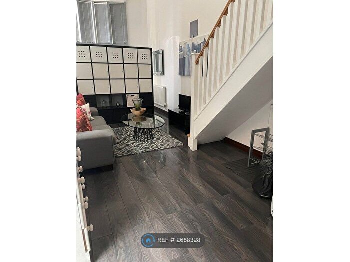 1 Bedroom Flat To Rent In Bridges Court Road, London, SW11