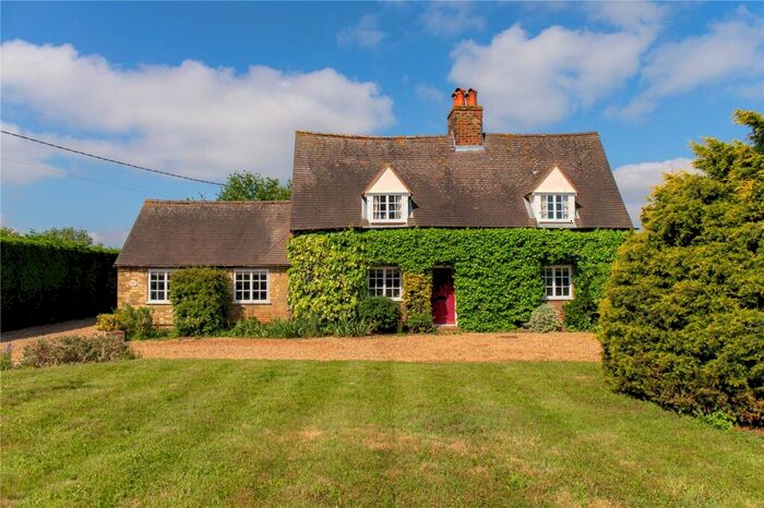 3 Bedroom Detached House For Sale In Little Heath, Gamlingay, Sandy, Bedfordshire, SG19