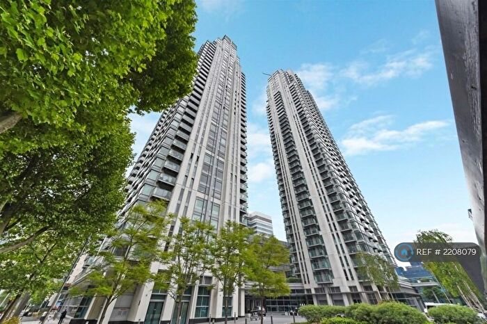 Studio To Rent In West Tower, London, E14