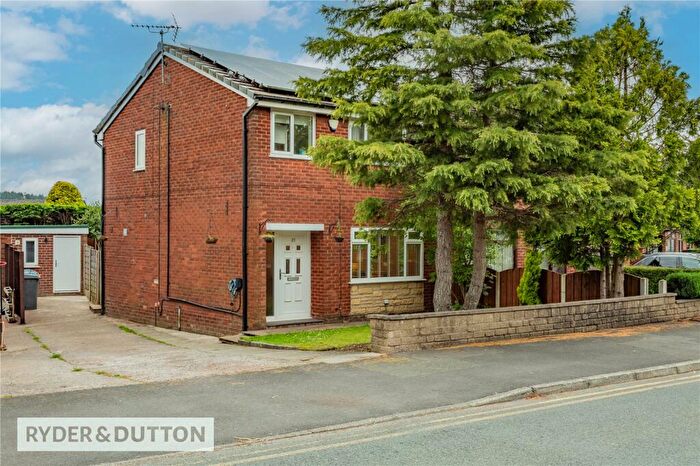 3 Bedroom Semi Detached House For Sale In Scarr Lane, Shaw, Oldham, Greater Manchester, OL2