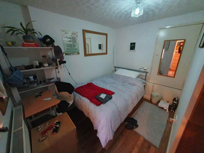 5 Bedroom House To Rent In Cranbrook Street, Cardiff, CF24