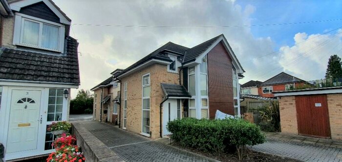 1 Bedroom Town House To Rent In Christchurch, BH23