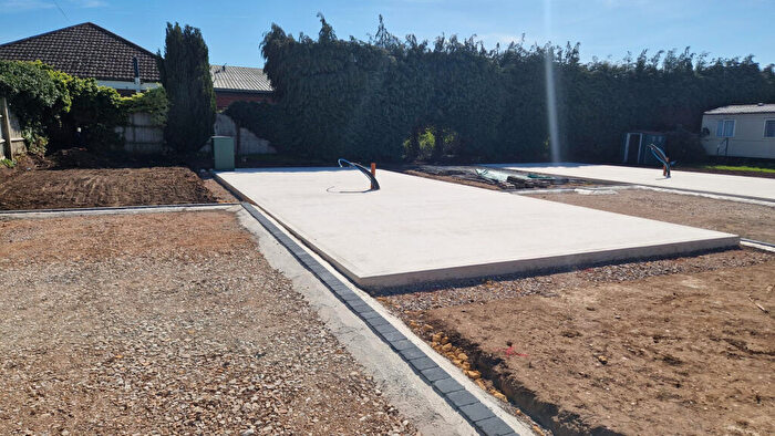 2 Bedroom Park Home For Sale In Stratford-upon-Avon, Warwickshire, CV37