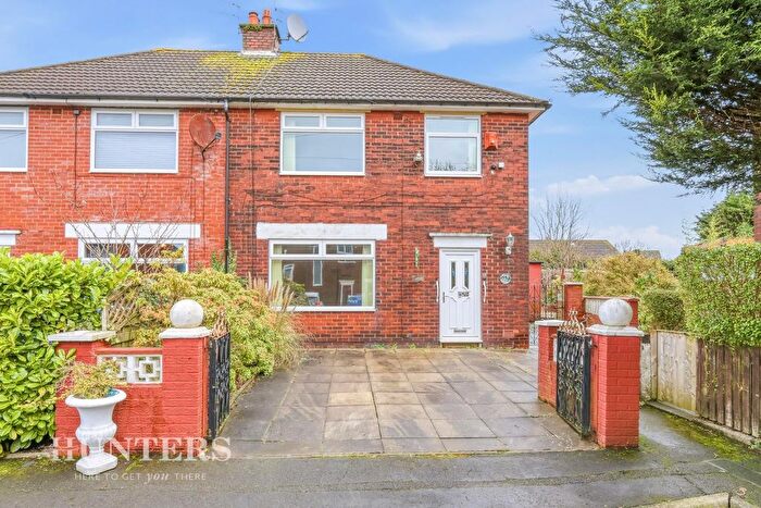 3 Bedroom Semi Detached House For Sale In Beechwood Avenue, Hollingworth Lake, OL15