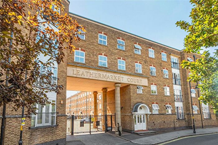 2 Bedroom Flat For Sale In Leathermarket Court, Leathermarket Street, London, SE1