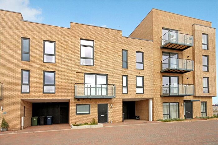 4 Bedroom Terraced House To Rent In Cornwell Road, Trumpington, Cambridge, CB2