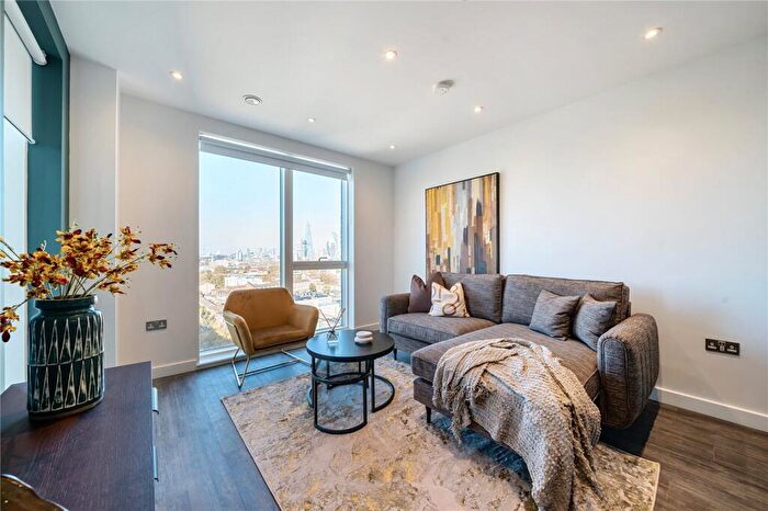 1 Bedroom Apartment To Rent In Thurlow Street, London, SE17