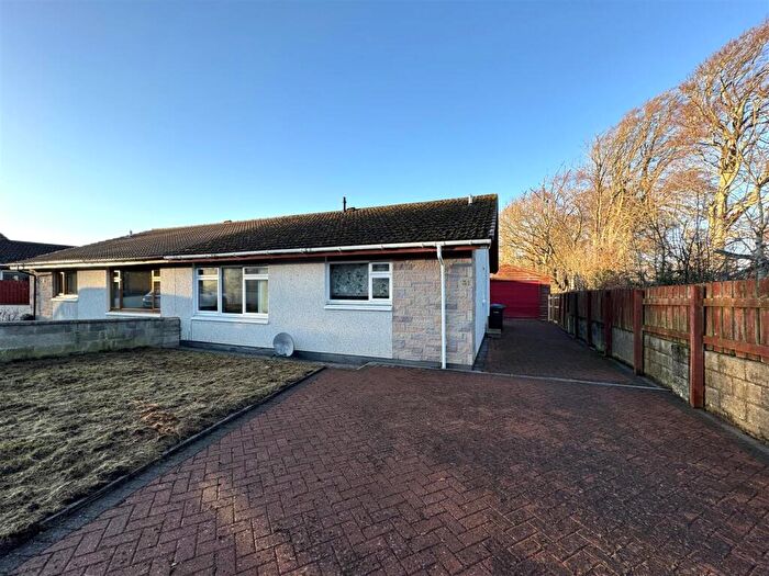 3 Bedroom Semi-Detached Bungalow For Sale In Ferntower Avenue, Culloden, Inverness, IV2