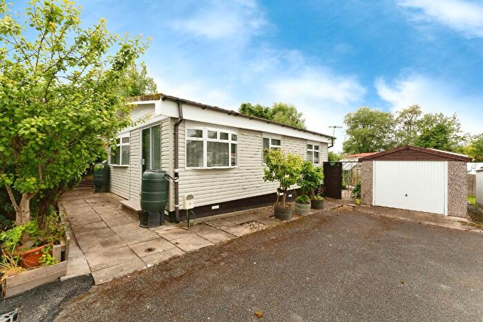 2 Bedroom Park Home For Sale In Ash Way, Builth Wells, Powys, Mid Wales, LD2