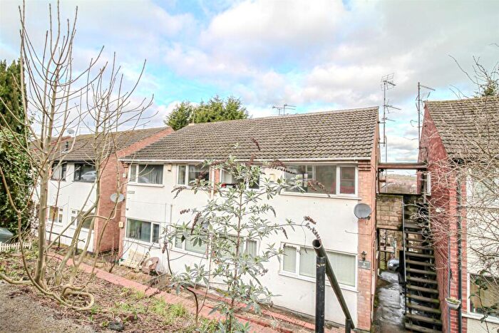 2 Bedroom Maisonette To Rent In Chesterfield Court, Gedling, Nottingham, NG4