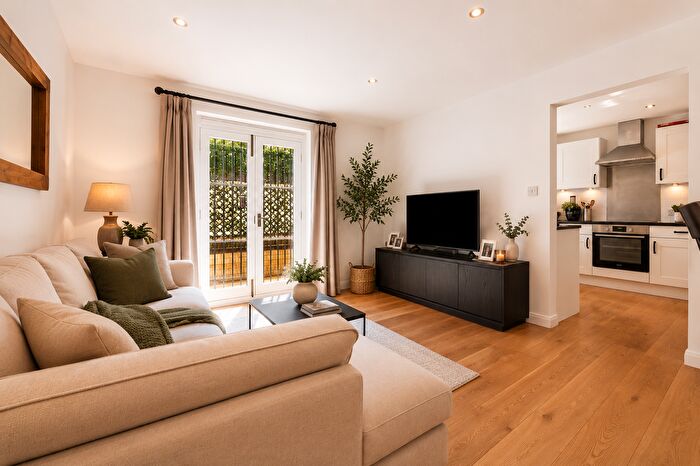 2 Bedroom Flat For Sale In Seville House Wapping High Street, Wapping, E1W