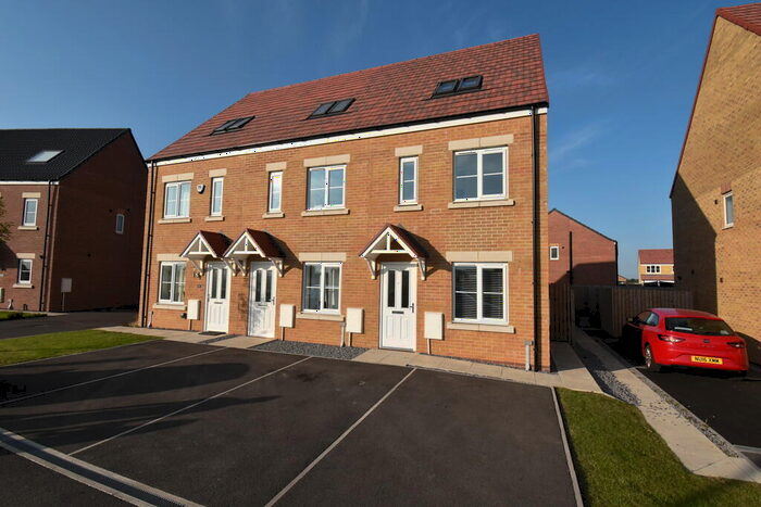 3 Bedroom Town House For Sale In Friars Close, Northallerton, DL6