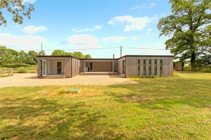 4 Bedroom Bungalow For Sale In Horsham Road, Cranleigh, Surrey, GU6