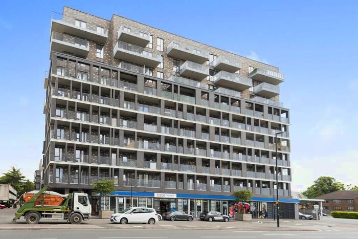 1 Bedroom Flat To Rent In Windsor Road, Slough, SL1