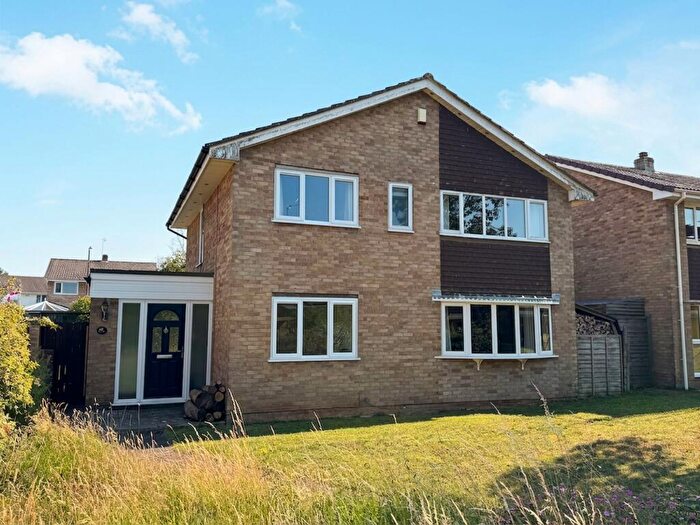 4 Bedroom Detached House For Sale In Kingfisher Road, Chipping Sodbury, BS37