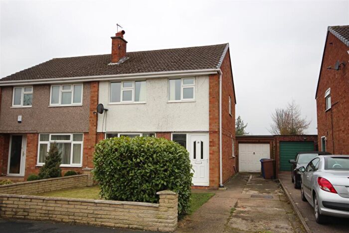 3 Bedroom House To Rent In West Hall Garth, South Cave, HU15