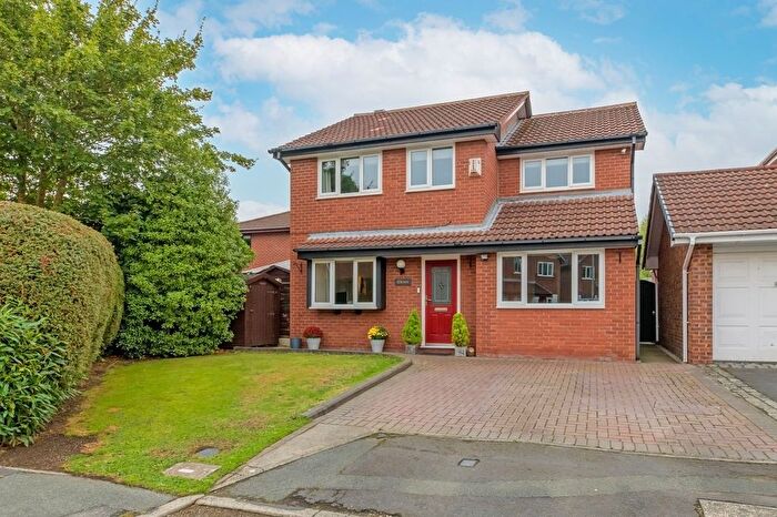 4 Bedroom Detached House For Sale In Drake Close, Old Hall, WA5
