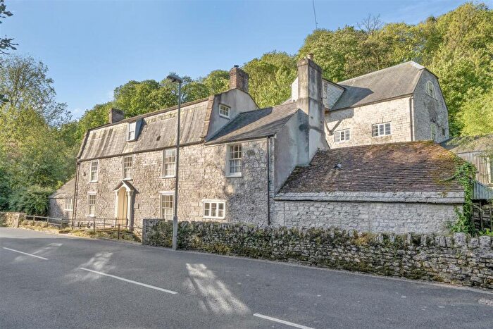 6 Bedroom Country House For Sale In Upwey, Weymouth, Dorset, DT3