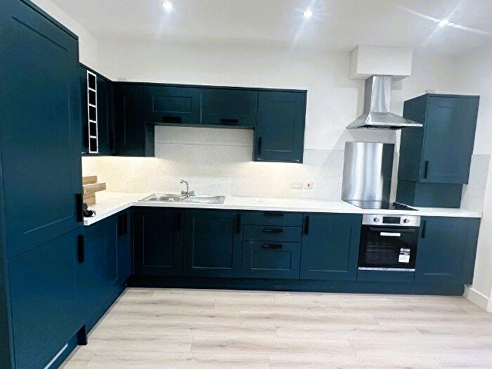 1 Bedroom Flat To Rent In Corporation Road, Newport, NP19