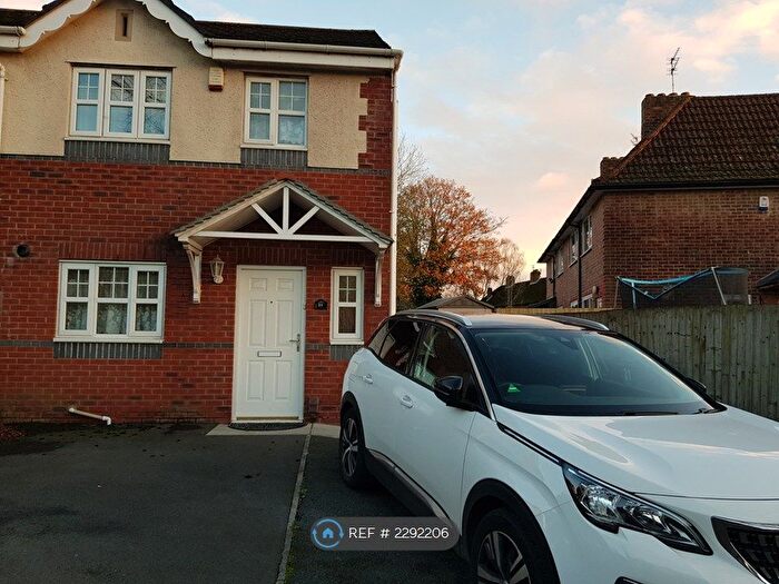 3 Bedroom Semi-Detached House To Rent In Broadoak Road, Manchester, M22