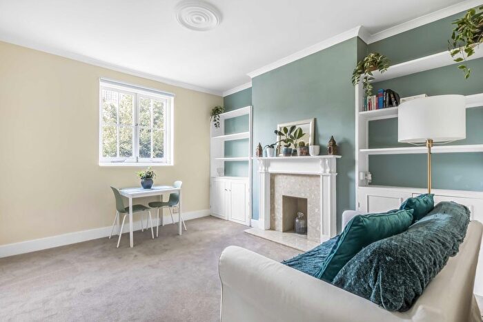 1 Bedroom Flat To Rent In Crookham Road, London, SW6