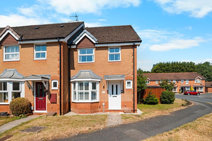 3 Bedroom End Terrace House For Sale In Mcconnell Close, Bromsgrove, B60