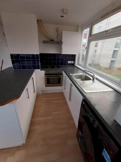 1 Bedroom Flat To Rent In Worton Way, Hounslow, TW3