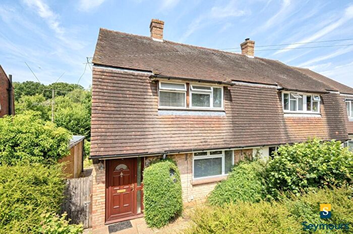 3 Bedroom Semi-Detached House For Sale In Tillingbourne Road, Shalford, Guildford, Surrey, GU4
